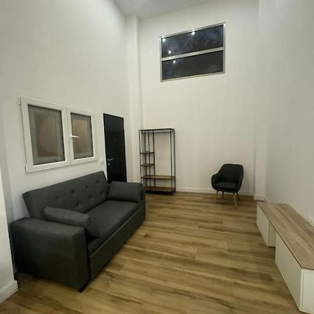 Gran Apartamento A Pie De Calle Valensiya Dış mekan fotoğraf