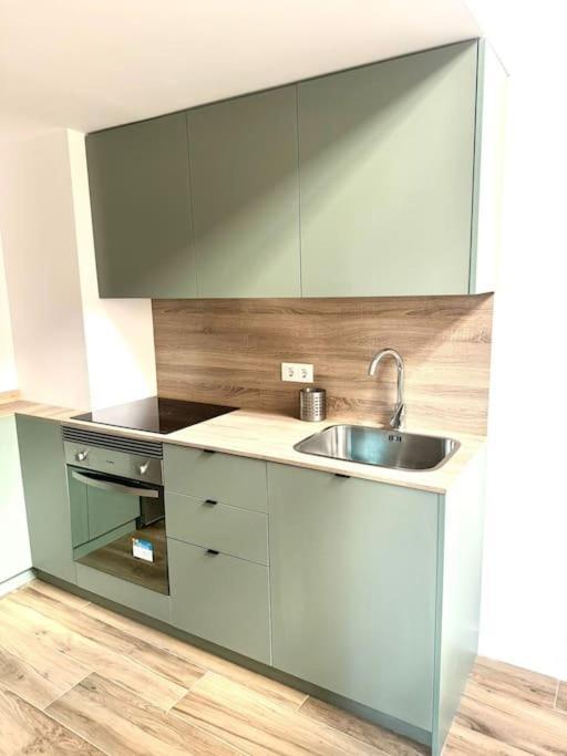 Gran Apartamento A Pie De Calle Valensiya Dış mekan fotoğraf