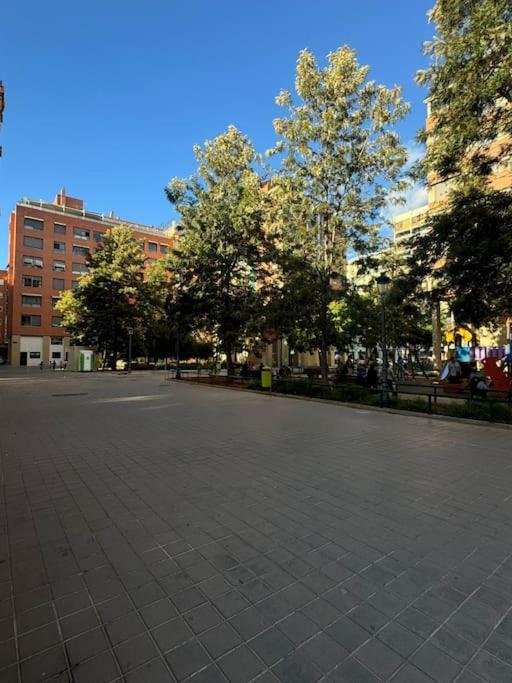 Gran Apartamento A Pie De Calle Valensiya Dış mekan fotoğraf